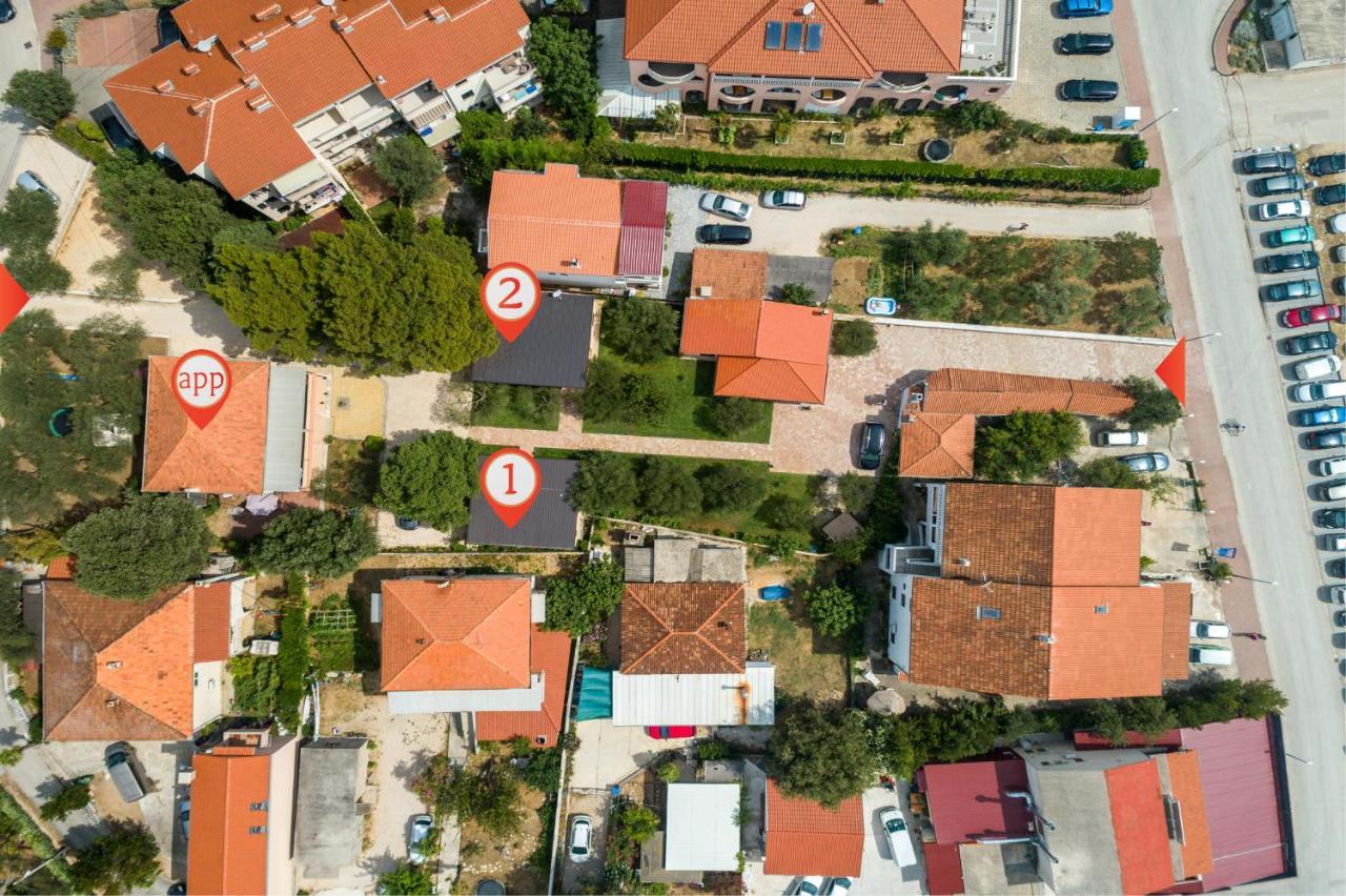 Apartmani Mara Pakoštane 外观 照片