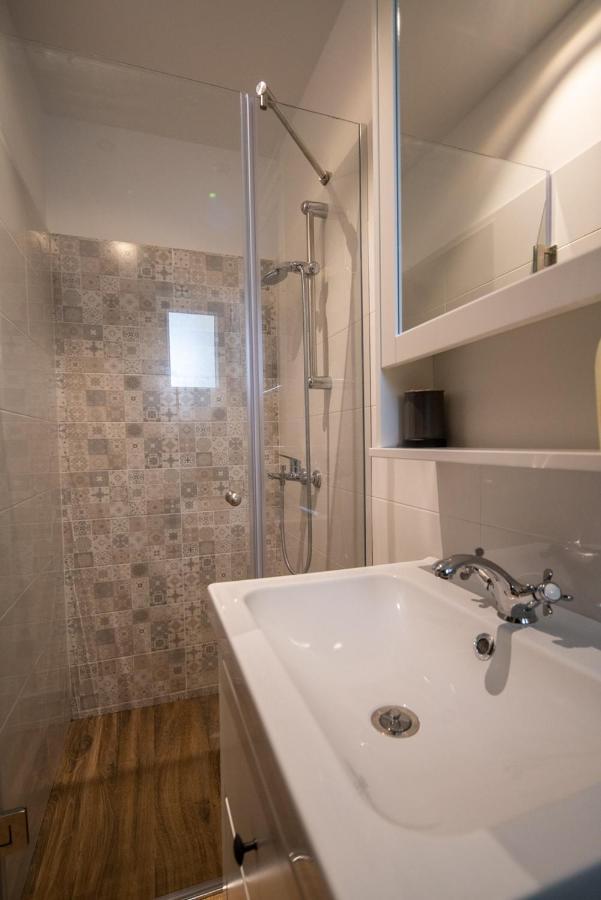 Apartmani Mara Pakoštane 外观 照片
